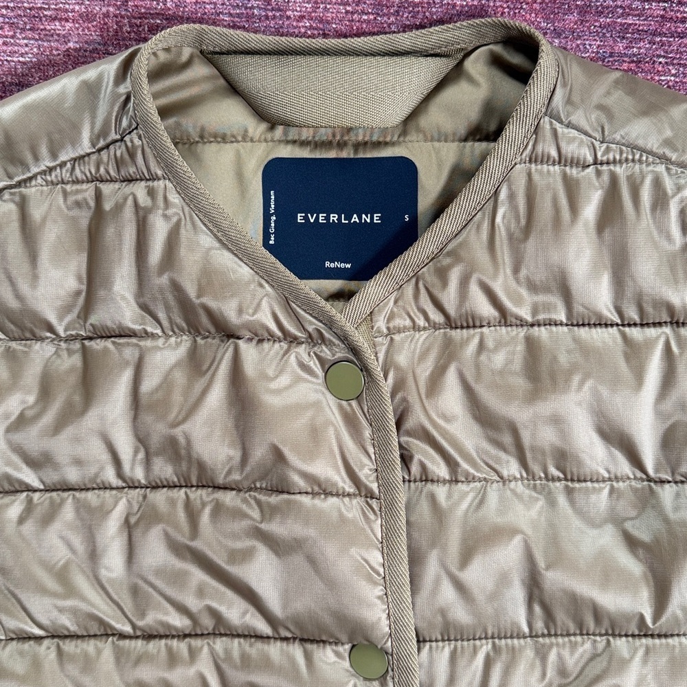 EVERLANE ReNew Channeled Liner Size Small - Picture 4 of 12